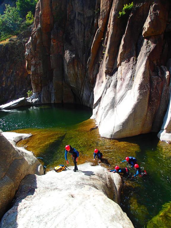 Ardeche - Gites Objectif Evasion Montréal エクステリア 写真